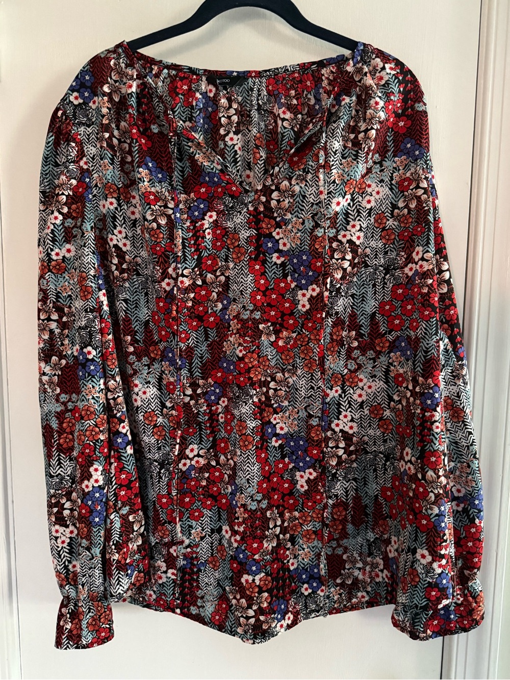 DOKOTOO Floral Boho Peasant Blouse in Red and Black Floral Print - Size XL